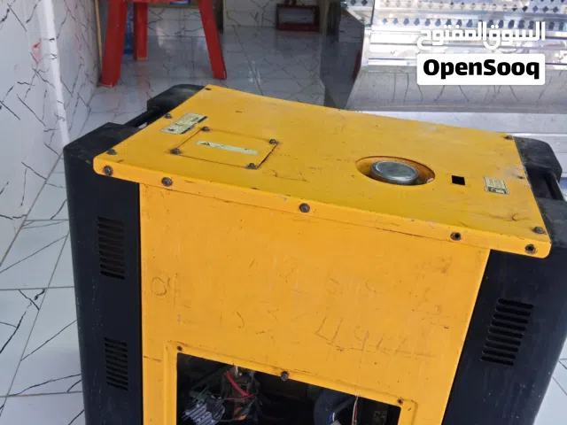 مولد كهرباء جديد لي العلم انا م نفهمش فيهم المولد موجود في طربلس بتحديد طريق المطار