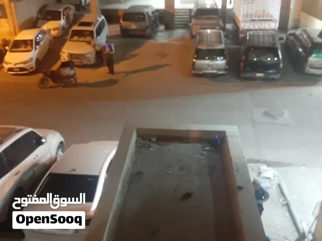 مشاركة سكن شقه غرفه وصاله مجهزه بالكامل مطلوب فردين