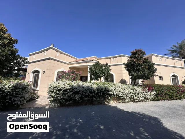 250 m2 4 Bedrooms Villa for Rent in Northern Governorate Saar