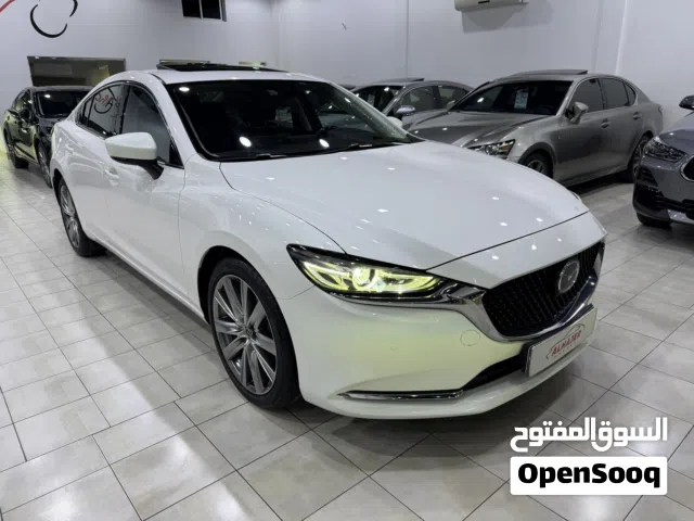 2022 مازدا 6 Luxe