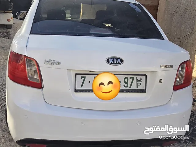 كيا ريو 2011