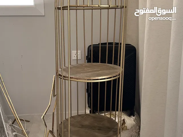 متوفر 2 ستاند للديكور جميل جدا ديكور للصالة والمجالس