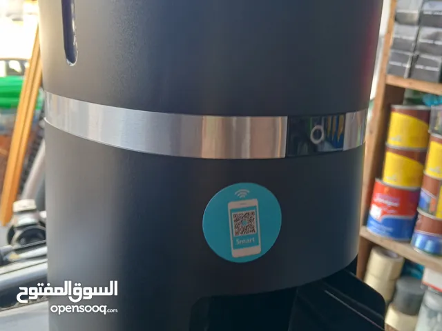 جهاز تخلي بي طعام القطط عن طريق موبايل ينزل الطعام