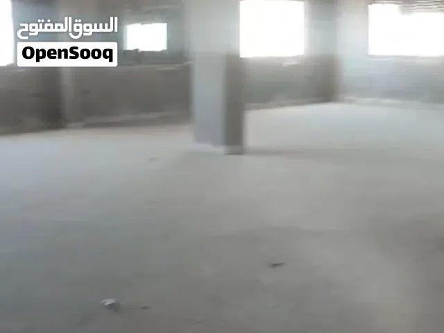 مجمع تجاري فارغ للبيع أو الايجار بمنطقة مميزة بالمقابلين- الرقم المرجعي 48129