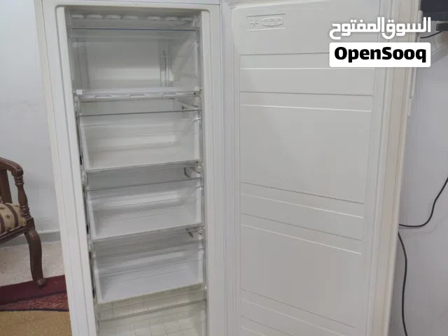 فريزه ناشيونال الكتريك شغل شهرين بحاله جيده