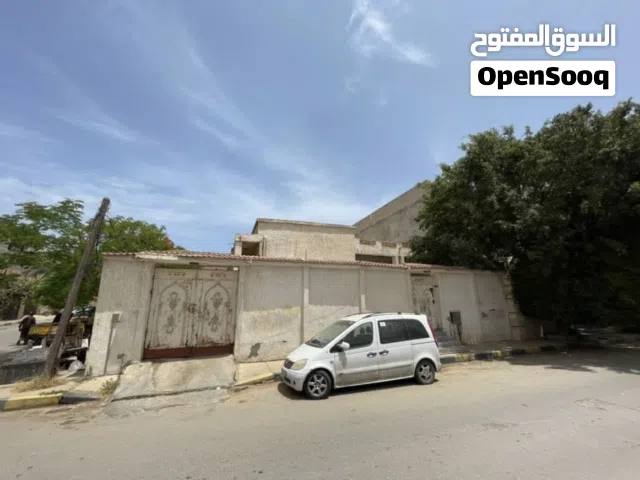 منزل للبيع في غوط الشعال خلف مسجد حمزة بن عبد المطلب