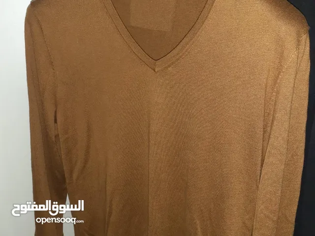 Blouses Tops & Shirts in Tripoli