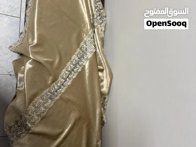 طاوله للبيع