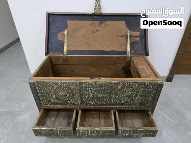 The antique Zanzibar or Omani dowry chest (mandoos in Arabic), likely from the 19th century.