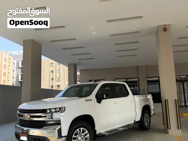 Used Chevrolet Silverado in Manama