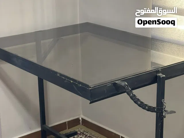 مرسم هندسي زجاجي شفاف لون اسود