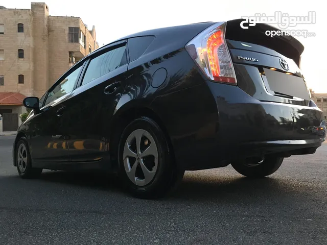 Used Toyota Prius in Amman