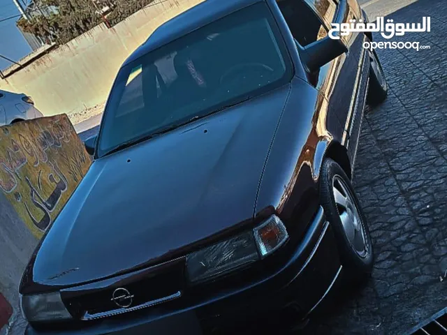 Used Opel Vectra in Zarqa