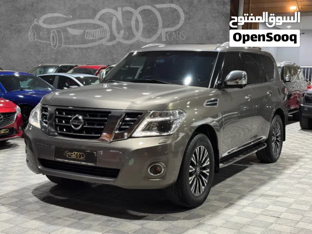 Nissan Patrol platinum V8