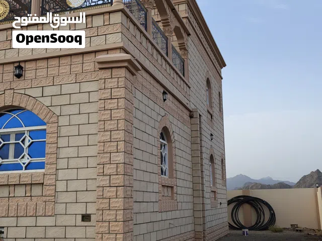 348 m2 More than 6 bedrooms Townhouse for Sale in Al Dhahirah Ibri