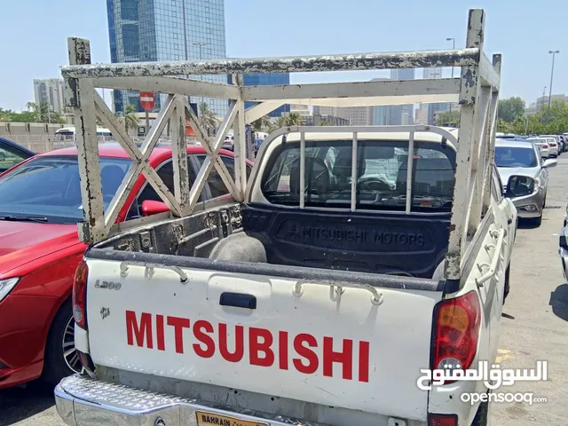 Mitsubishi pickup