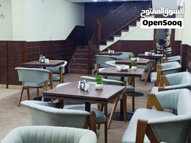 كنب زان مزدوج ومفرد وطاولات تفصيل