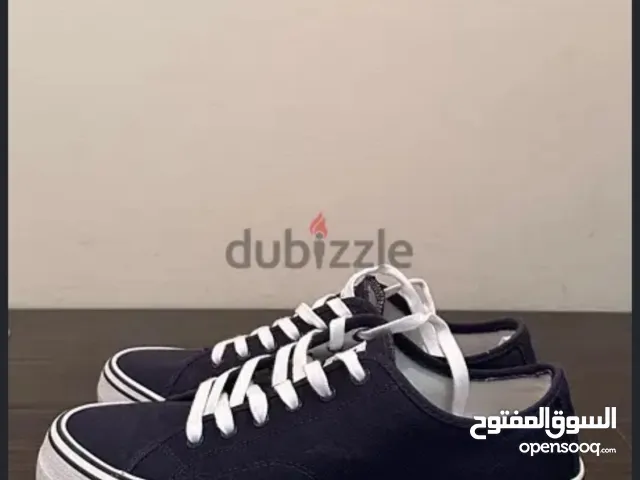 Tommy hilfiger shoes