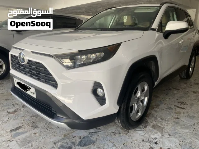 2020 تويوتا راف فور LE