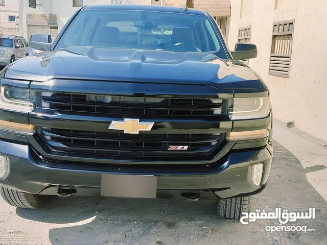 Used Chevrolet Silverado in Northern Governorate