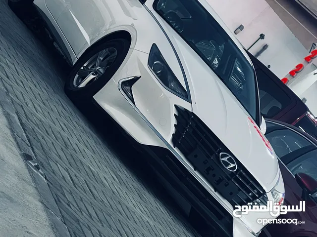 هيونداي سوناتا 2020 مواصفات خليجي بدون حوادث لون ابيض ملكي