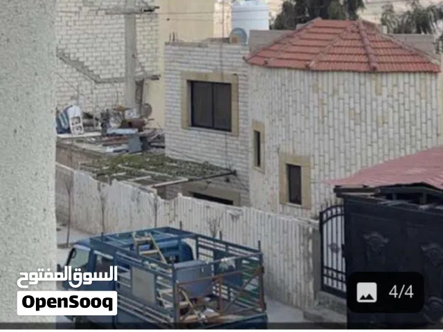140 m2 5 Bedrooms Townhouse for Sale in Amman Marka