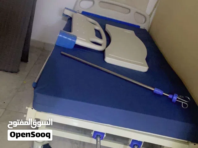سرير طبي جديد ولفراش جديد السعر 1200