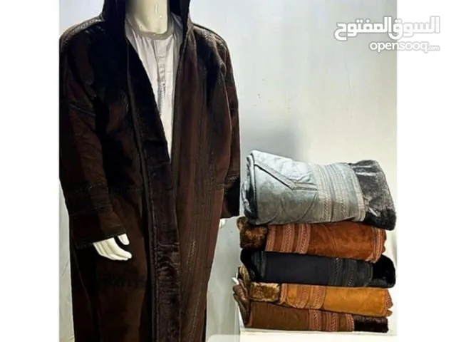 جاكيتات البرد لطلب فرو ثقيل