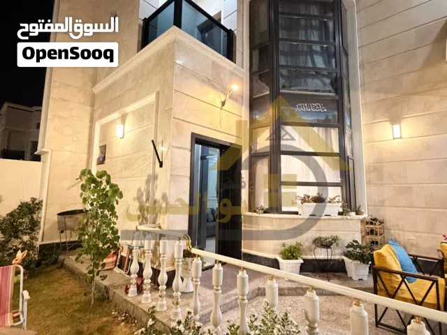 300 m2 5 Bedrooms Townhouse for Sale in Basra Al-Amal residential complex
