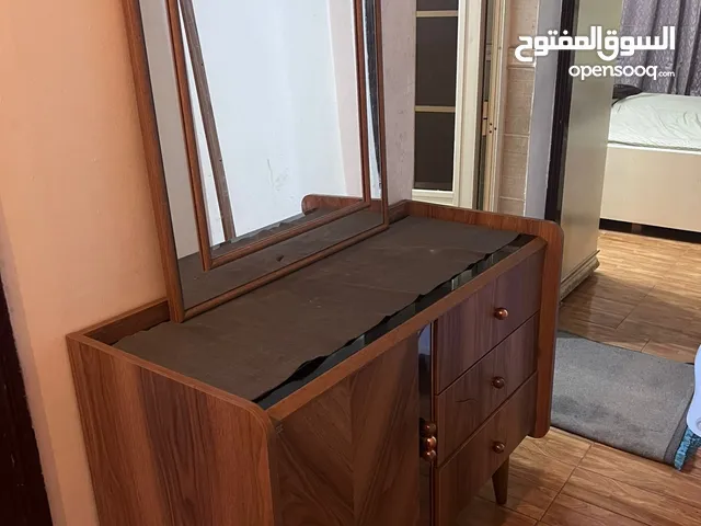 dressing mirror and 2 cabinet