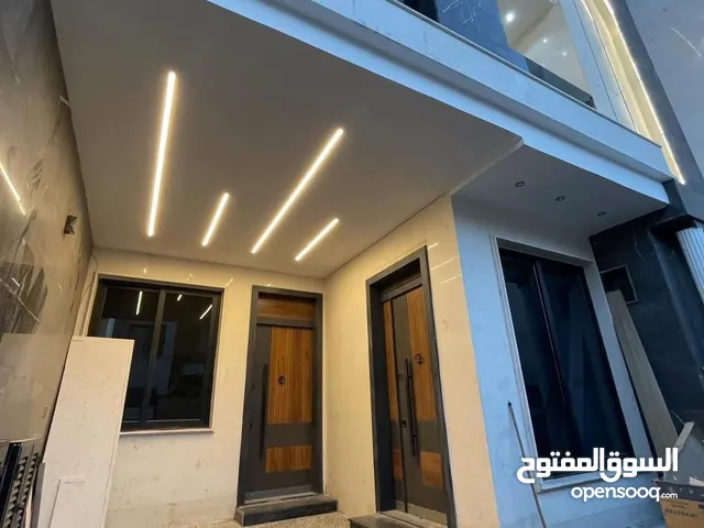 للبيع 160 م واجه 8 م السيدية مربع تبوك