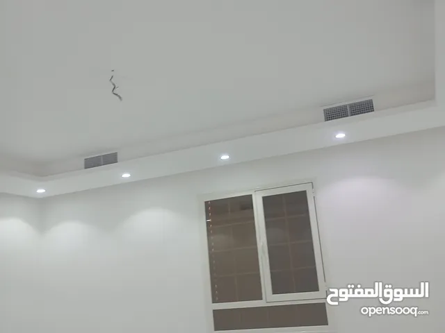 500 m2 5 Bedrooms Villa for Rent in Al Ahmadi Wafra residential