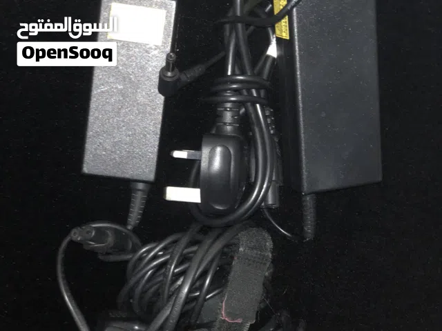كابلات توصيل للابتوب.