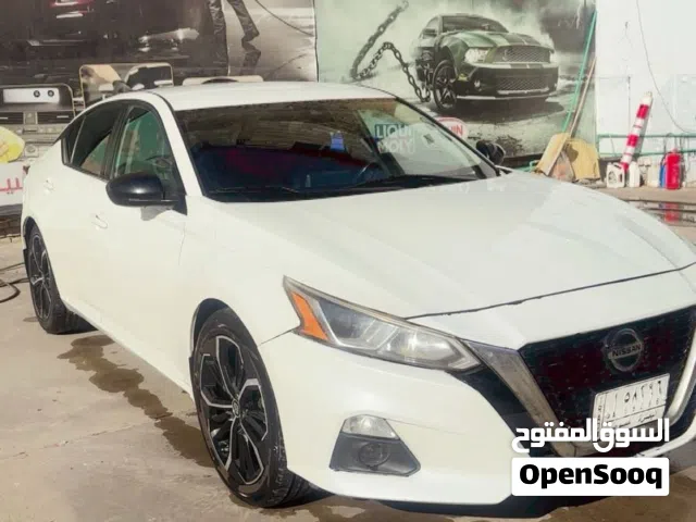 Used Nissan Altima in Basra