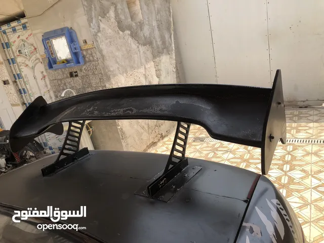 جناح رياضي الحجم الكبير .. .. ..