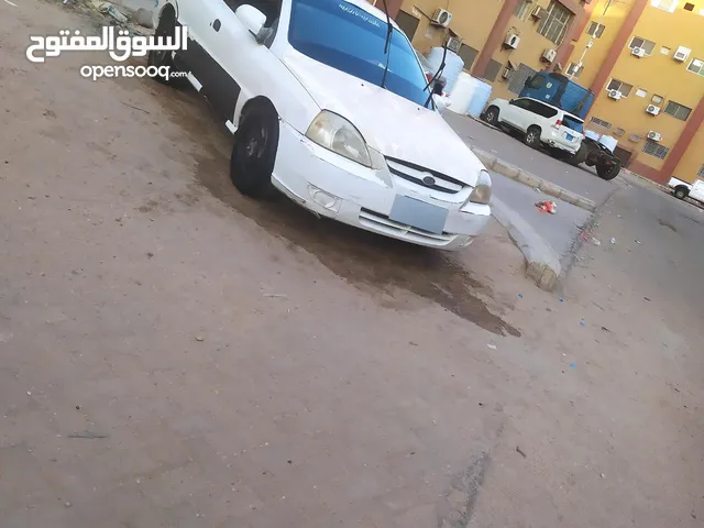 كيا ريو موديل 2005