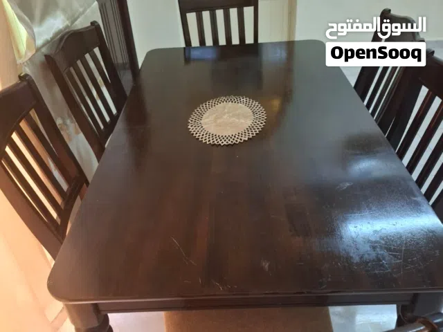 طاولة طعام ماليزية مع 6 كراسي