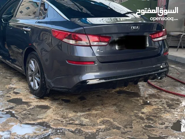 كيا اوبتيما  Kia K5