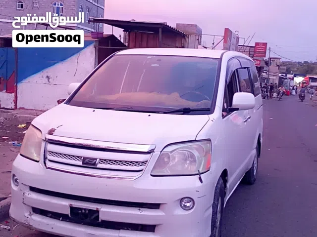 2006 Toyota Voxy Noah S-Z