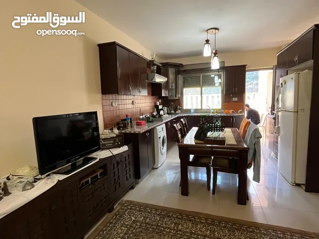 130 m2 3 Bedrooms Apartments for Sale in Ramallah and Al-Bireh Al Tira