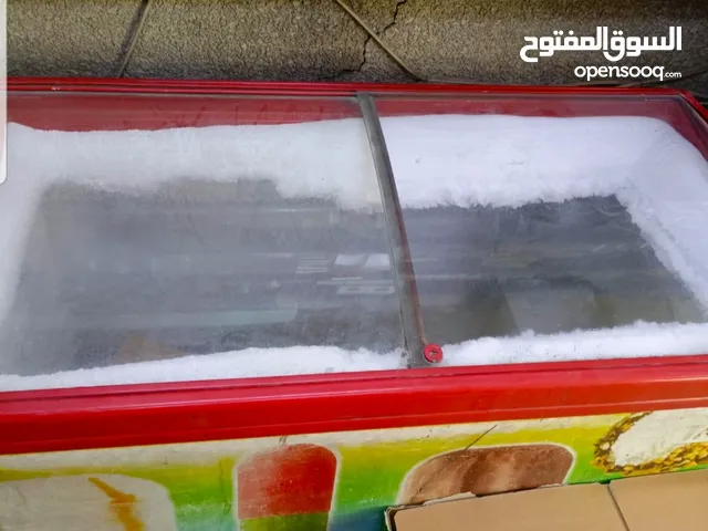 عارضه ايس كريم مستعمله نظيفه جدا