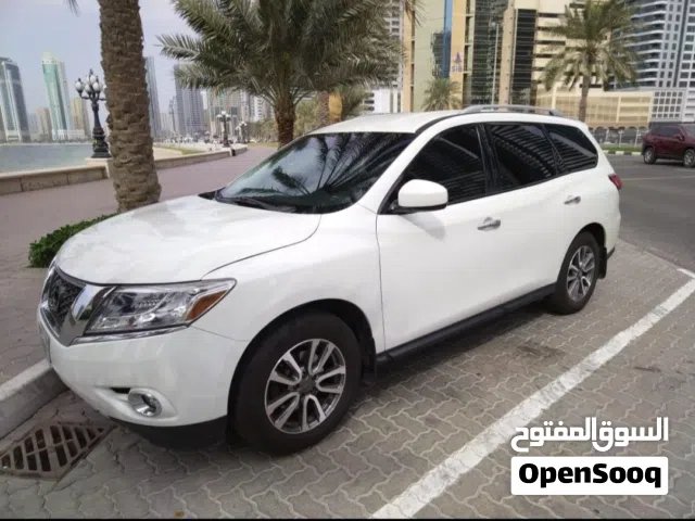 2016 نيسان باثفايندر SV