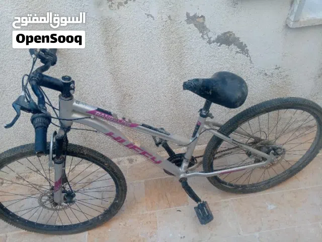 بسكليت أمريكي موقع القويسمه و سعر قابل للتفاوض استعمال شهر