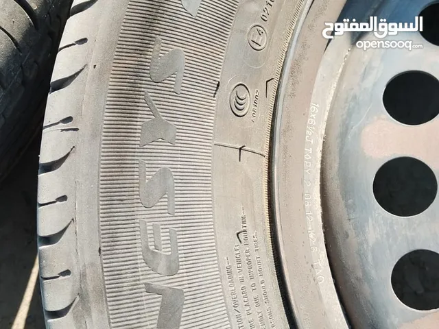 Atlander 16 Tyre & Rim in Al Batinah