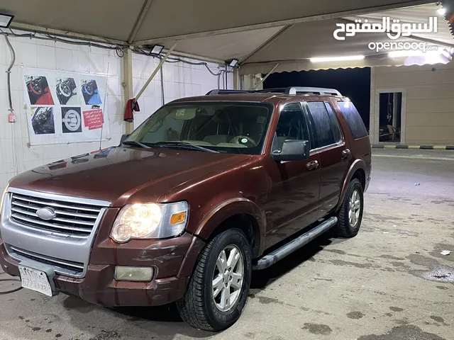 فورد اكسبلور 2010 للبيع نظيف دبل xlt v6