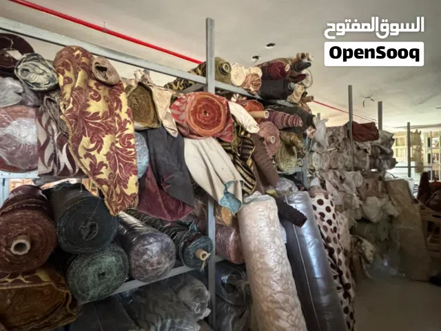 عندي كميت قماش تركيا وكلو من برا البلد اقل متر 6 دينانير بدي ابيعهم كامل شيله المتر عل ليرتين