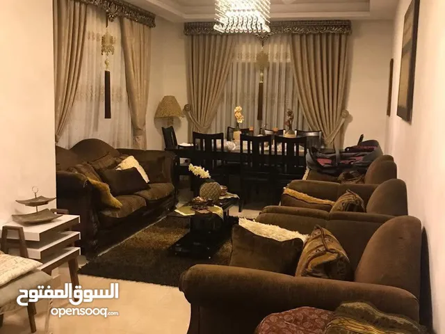 مرحبا عندي عفش للبيع ،، الي مهتم يتواصل معي ع الواتس اب ..