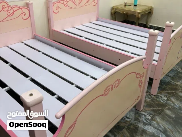 سجادة للبيع مستعملة