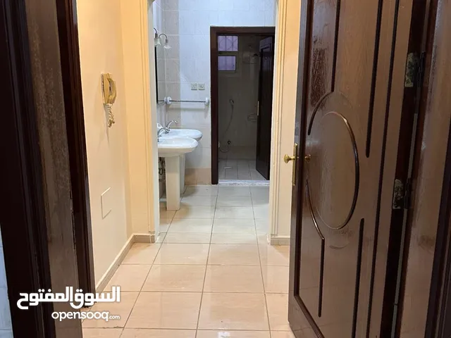 180 m2 3 Bedrooms Apartments for Rent in Al Khobar Al Ulaya