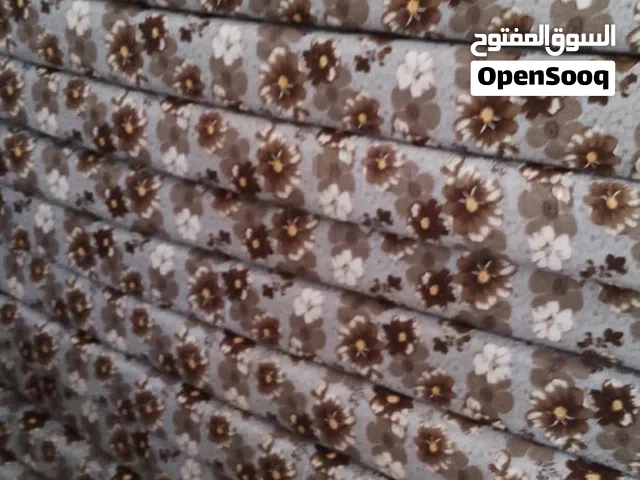 السلام عليكم موجود 13 فراش شبه جدد الواحد ب80دل مكان طرابلس مقاس طول 190 عرض90 ارتفاع 13